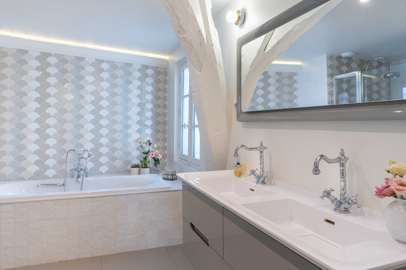 https://www.ateliercompostelle.com/wp-content/uploads/2020/12/Bleu-Poésie-Paris-3.jpg