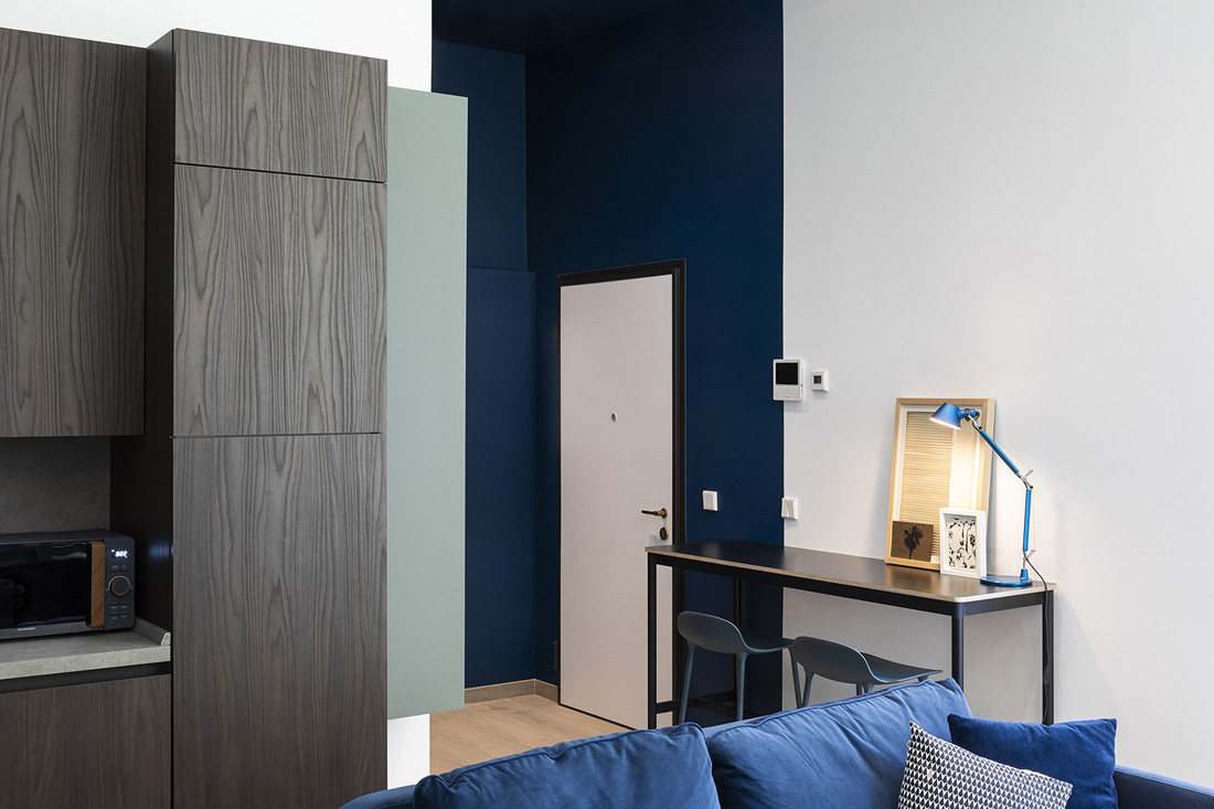 https://www.ateliercompostelle.com/wp-content/uploads/2021/06/Atelier-Compostelle_2021_04_23_Bureau_047.jpg