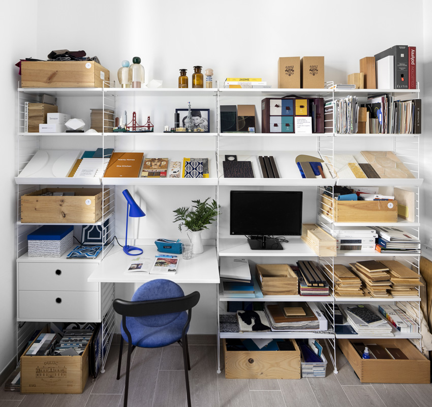 https://www.ateliercompostelle.com/wp-content/uploads/2021/06/Atelier-Compostelle_2021_04_23_Bureau_076.jpg