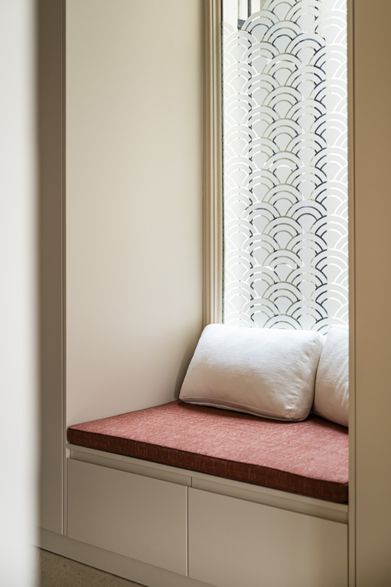 https://www.ateliercompostelle.com/wp-content/uploads/2025/04/Rue-de-Liege-85.jpg